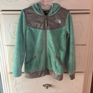Girls Northface fleece size 7/8 green